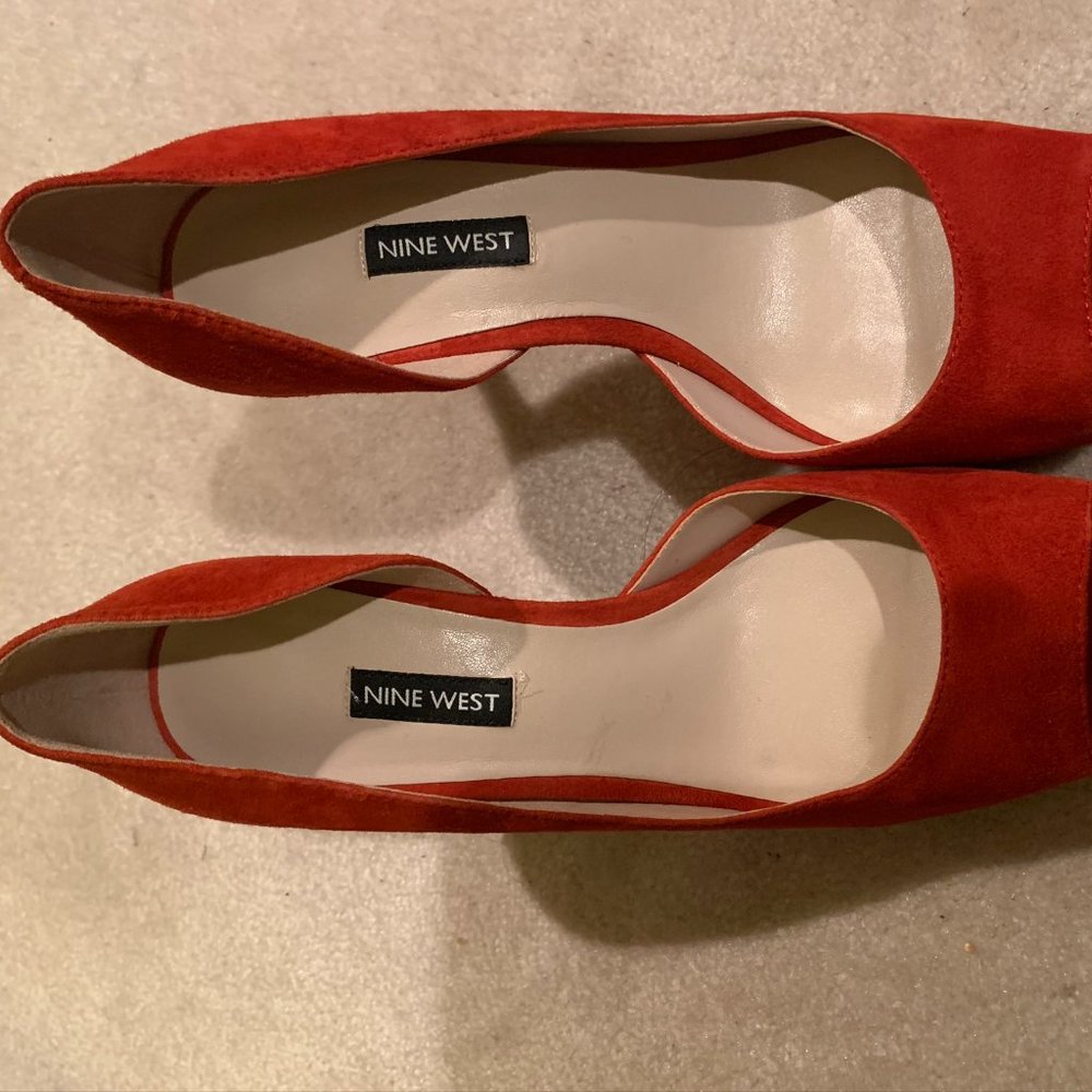 Red Nine West Pumps